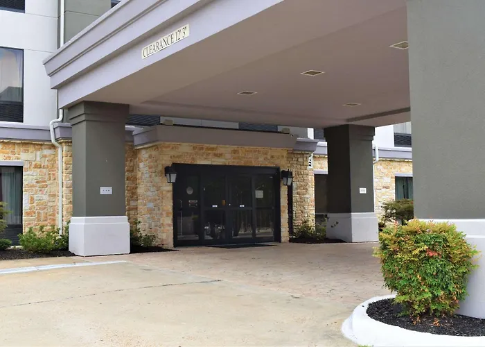 Comfort Suites